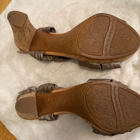 Naya Sandals - Size 10M - Picture 3 of 4